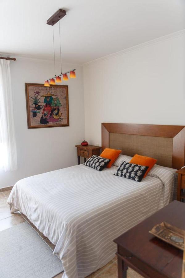 Casa Rural La Pinta- Sendaviva Y Bardenas Villafranca المظهر الخارجي الصورة
