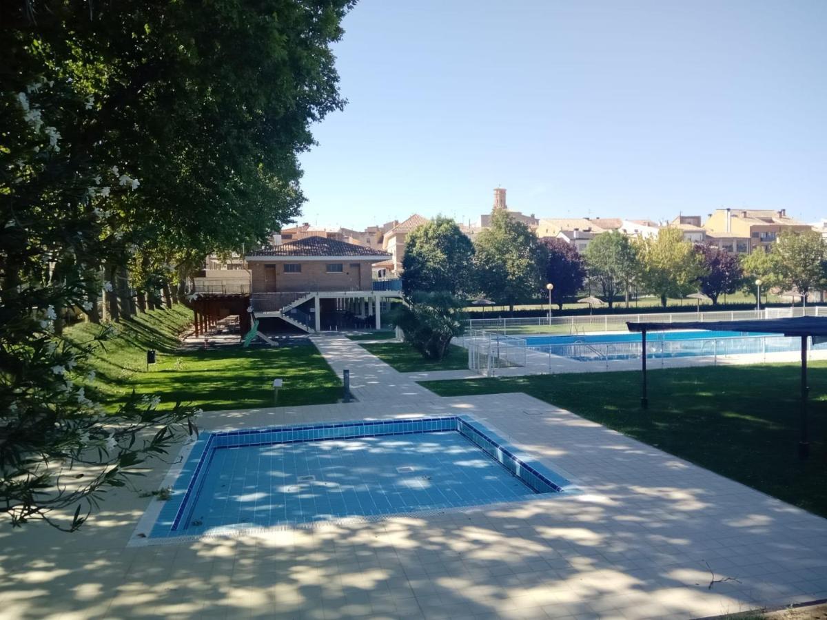 Casa Rural La Pinta- Sendaviva Y Bardenas Villafranca المظهر الخارجي الصورة